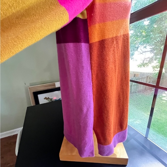 Isaac Mizrahi x Target Colorblock Orange/Yellow/Pink Sweater - Adult Size Large - Picture 9 of 16